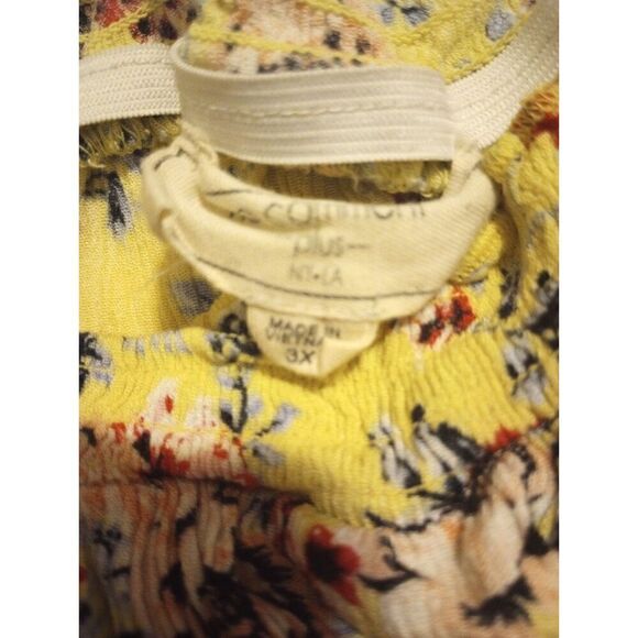 No comment off shoulder floral print romper with knot tie sleeve - Picture 3 of 10